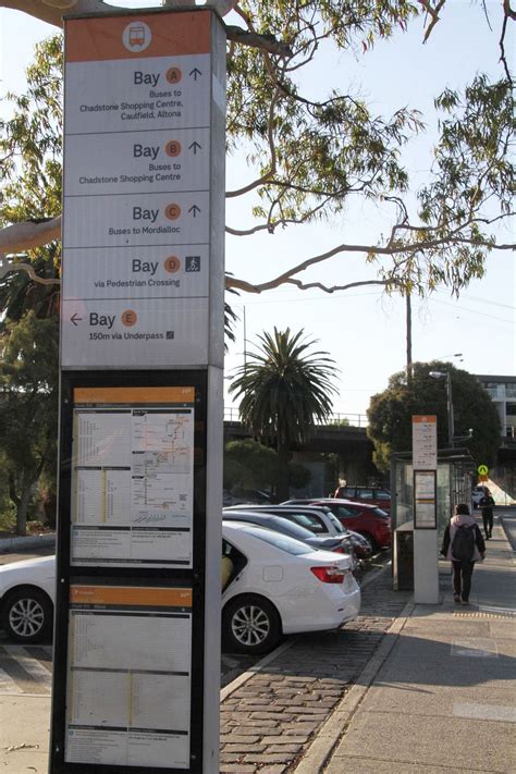 Route 64 Bus Guide: Moorabbin to Oakleigh Service Details 10