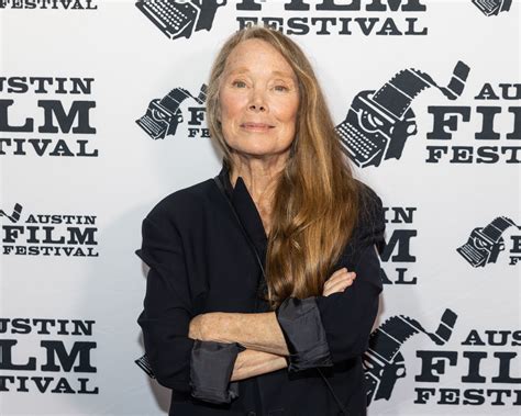 Sissy Spacek Attends 2025 Cannes Film Festival, Sparking Concern – Video
