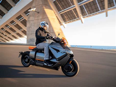 The Electric 2022 BMW CE 04 Scooter Cycle World