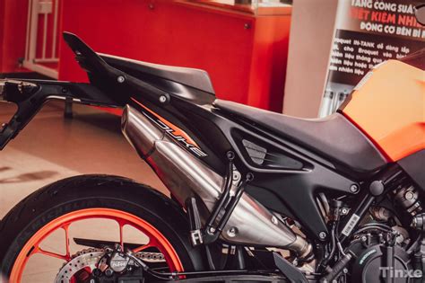 Đánh giá KTM 790 Duke Naked bike đắt xắt ra miếng gọn nhẹ hợp dáng biker Việt