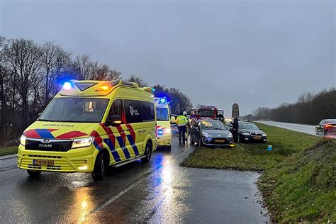 Twee Gewonden Bij Ongeluk Tussen Twee Autos In Emmen Noordactueel