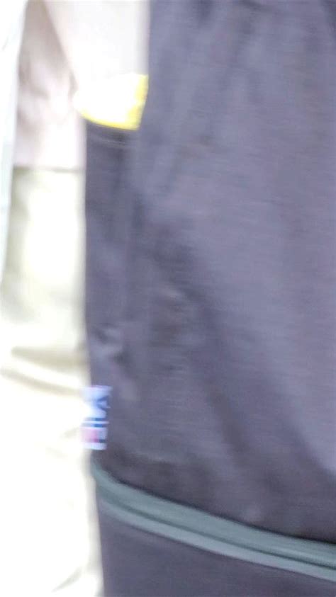 Watch お尻のデカい女性 大きなお尻 パンティライン ぽっちゃり むっちり Porn SpankBang