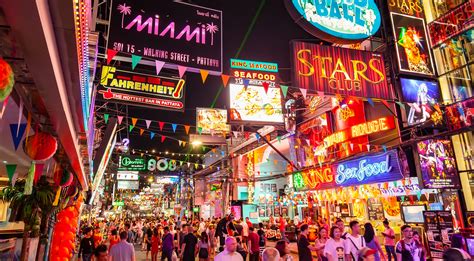 Bangkok Pattaya Phuket Tour with Phi Phi Island