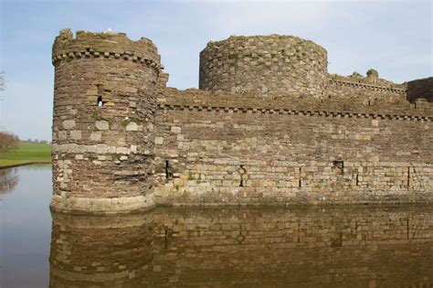 Beaumaris Castle (Beaumaris) - Visitor Information & Reviews