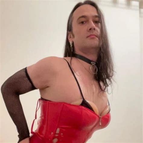 Natacha Pute From Lyon Welcomes A New Client Shemale Porn Feat Voliv By FapHouse XHamster