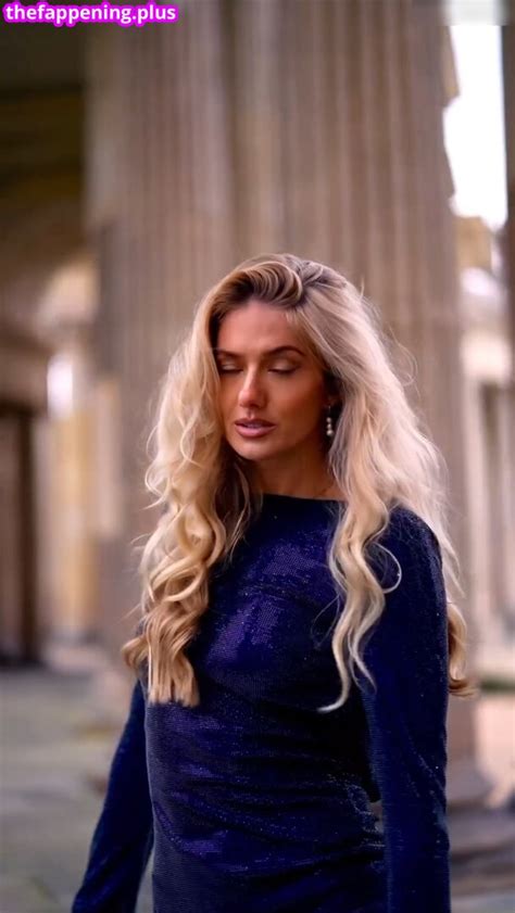 Alica Schmidt Alicasmd Nathalieschmidt Nude Onlyfans Photo The Fappening Plus