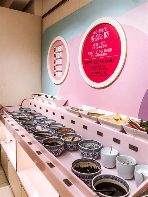 Beauty In The Pot Gala Place S Photo Hong Kong Style Hot Pot In Mong Kok Gala Place Hong