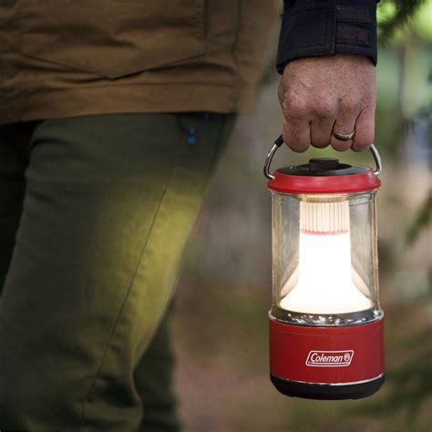 Coleman 800 Lumens Led Outdoor Camping Light Lantern W Batteryguard