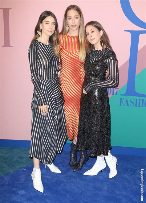 Danielle Haim Nude OnlyFans Leaks Fappening FappeningBook