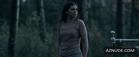 BETHAN WALLER Nude AZNude