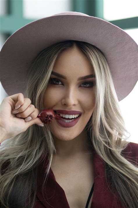 Wonderful Zarina 33 Y O From Istanbul With Blonde Hair ID 144149 LadaDate