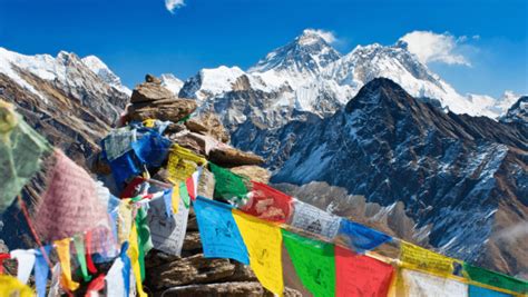 The History and Controversies of Climbing Mt. Everest - Last Call Trivia