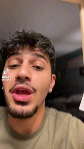 Pin by 𝗿𝘂𝘃 on tiktoks Video Funny texts jokes Cute guy pics Cute blonde guys