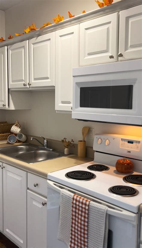 6 Fall Kitchen Decor Ideas PERFECT For Small Spaces (Beautiful, Budget