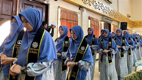 HAFLAH AKHIRUSSANAH DAN WISUDA TAHFIDZ 30 JUZ KE IV MTs MA HIDAYATULLAH