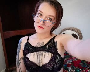 The Lighting In The New Place Makes My Eyes Pop Porn Pic