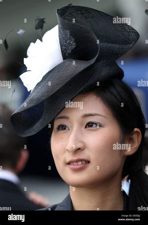 Horse Racing Investec Derby Day Epsom Downs Racecourse Stock Photo