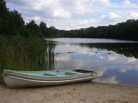 Sunset Lake Is A Serene And Idyllic Lake Neighborhood Within
