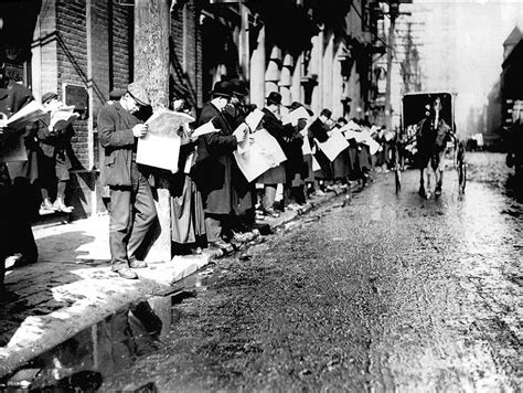 Vintage Photographs Of People Reading Newspapers Before The Invention Of That Grossly Antisocial