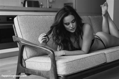 Jessica Buller Nude OnlyFans Leaks Fappening FappeningBook