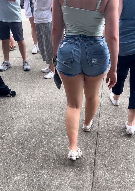 Blonde Tight Phat Ass In Jean Shorts Ass Forum