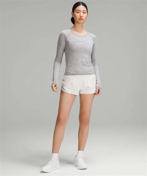 Lululemon Hotty Hot Low Rise Lined Short 2 5 Bone First Release