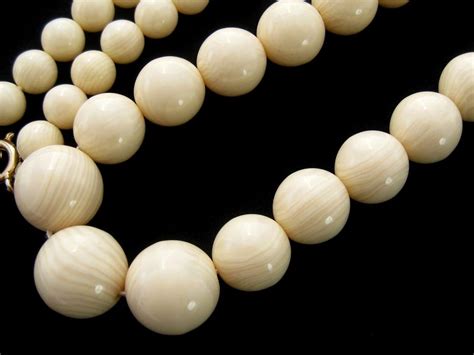 Винтажные бусы цвета слоновой кости – купить в SeaGreen collection