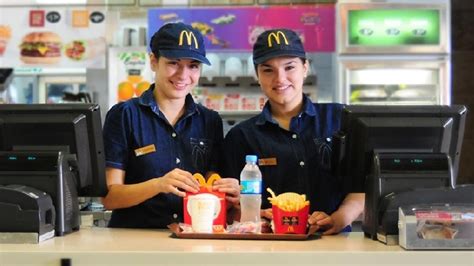 McDonalds ofrece empleos en Argentina cuáles son los puestos y los sueldos