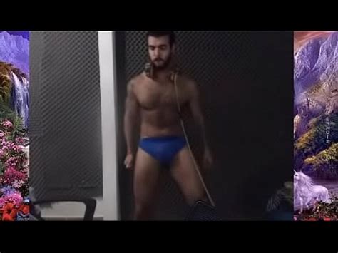 Macho peludo dançando de cueca o creu XVIDEOS