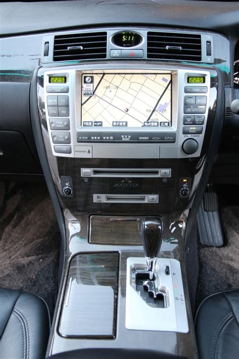 18系 クラウンマジェスタに社外のカーナビを取付ける HOT WIRED ホットワイヤード オフィシャルブログ NAGOYA