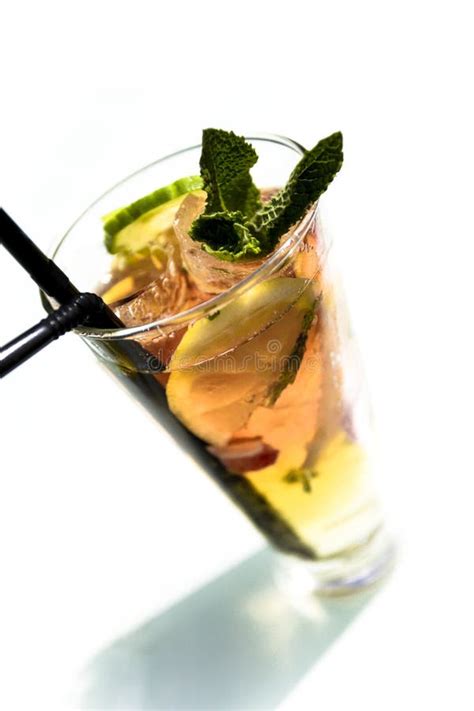 Drink in the Sun stock image. Image of green, citrus - 14031673