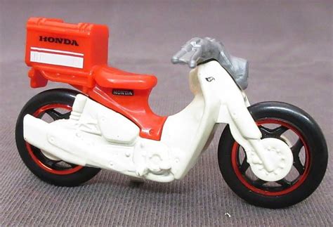 Hot Wheels Moto Honda Super Cub Custom Universo Hot Wheels