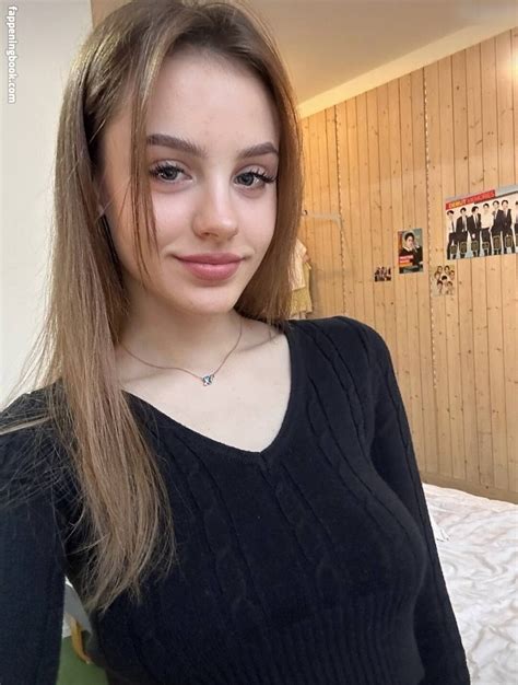 Evelina Kiss Nude OnlyFans Leaks Fappening FappeningBook