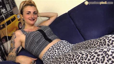 Medusa Blonde Playing With Her Feet On The Couch NQ FootFetishNetwork HD Clip Store Clips Sale