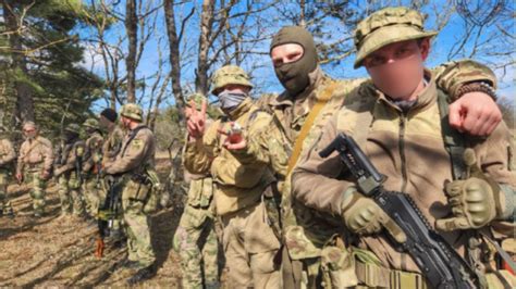 Нова руска частна армия набира популярност по модела на "Вагнер". Какво ...