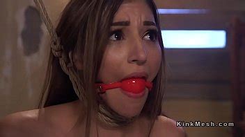 Atado compañeros de cuarto anal castigado en mazmorra XVIDEOS