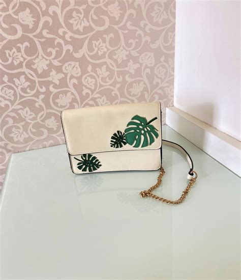 Bolsa Nude Costela de adão Cross Body Alça Dourada Bolsa de Ombro Feminina Satinato