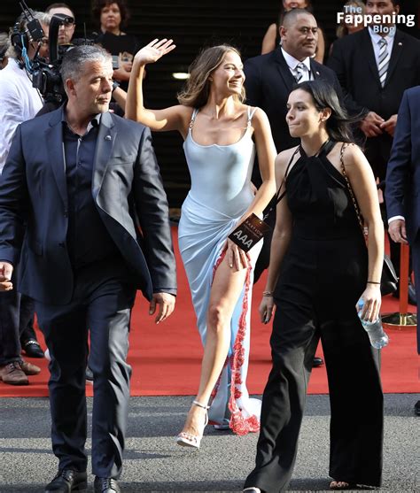 Margot Robbie Margotrobbieofficial Nude Leaks Photo TheFappening