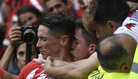 FOTO Perpisahan Manis Fernando Torres Dengan Atletico Madrid Spanyol