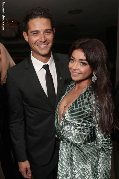 Sarah Hyland Nude The Fappening Photo 481596 FappeningBook