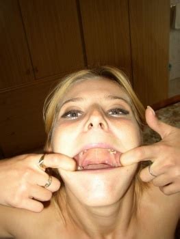 Amazing Milfs And Mature Picture Sets Page