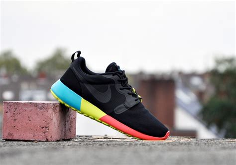 Nike Wmns Roshe Run Hyperfuse Multicolor Sneakerb0b RELEASES