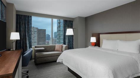 Hampton Inn Chicago McCormick Place, IL Hotel