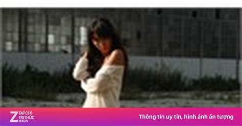 Thúy không nên từ thiện bằng ảnh nude Thời trang Sao ZNEWS VN