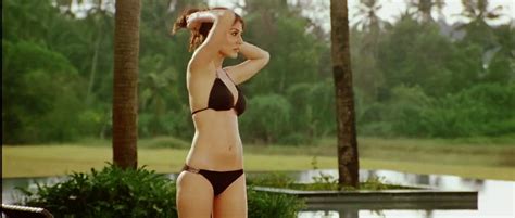 Anushka Sharma nude pics página 4