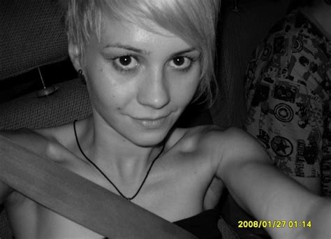Amateur Blonde Short Hair Small Tits 58c2c0df01607 Porn Pic