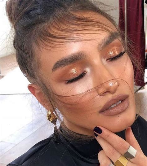 Nude makeup jak uzyskać taki efekt Fashion makeup Bronze makeup Hair makeup