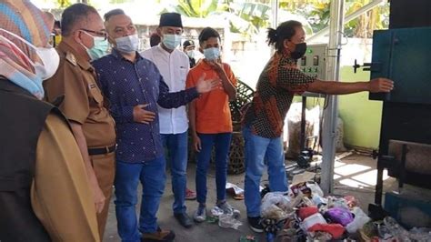 Tanggulangi Sampah Wabup Sukabumi Resmikan Bank Sampah Di Gunung Guruh