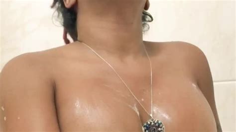 Busty BootyFul Bajan Bubble Bath TOYS And ORGASMS FAT ASS FAT PUSSY Free Porn Videos