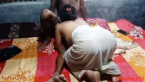 Hot Desi Bhabhi In Red Trnasparent Saree Porn C Xhamster